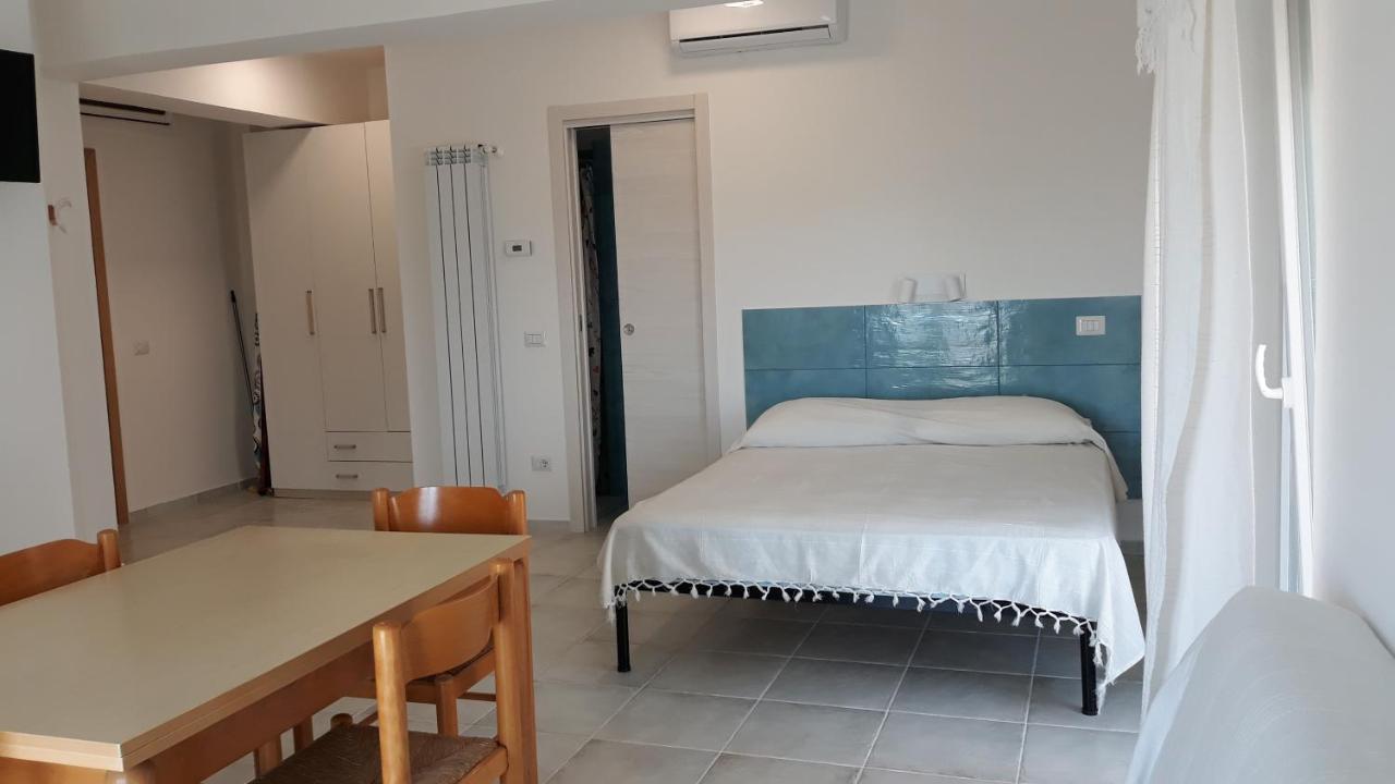 Apartamento Mare Blu Gizzeria Habitación foto